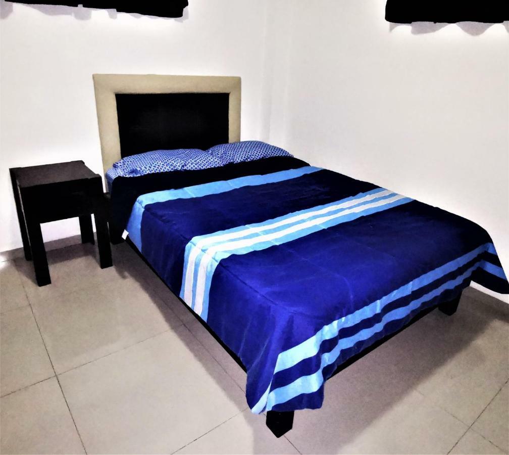 Mi Depa Tec 25 Apartment Монтерей Екстериор снимка